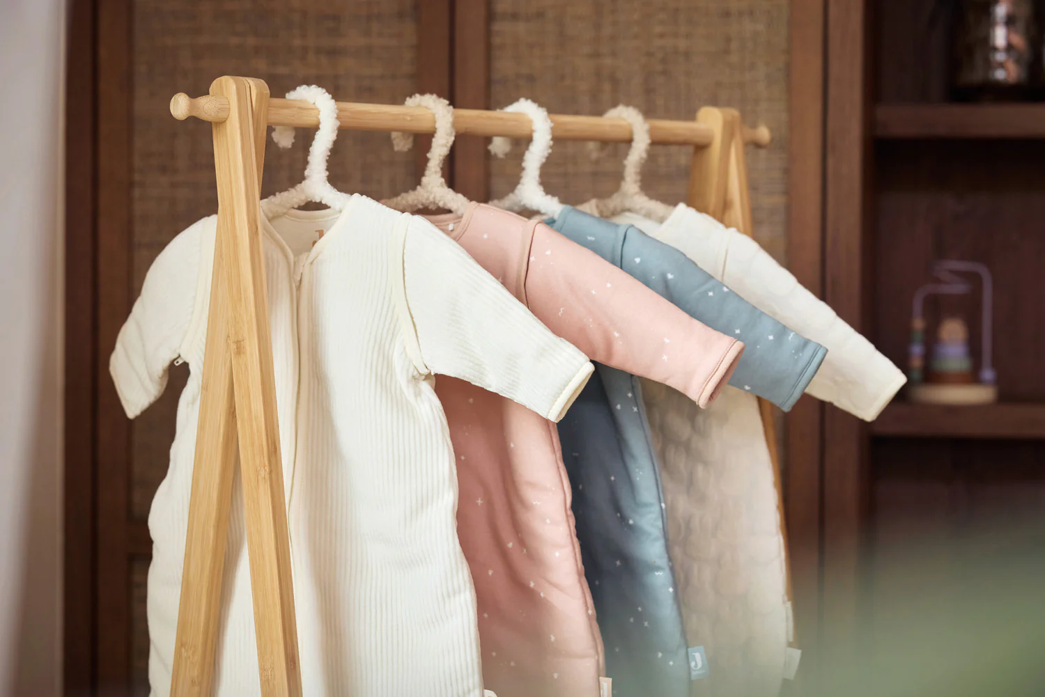 Thes gjumi 60cm me meng qe hiqen - Miffy Jacquard Ivory - Figura 2